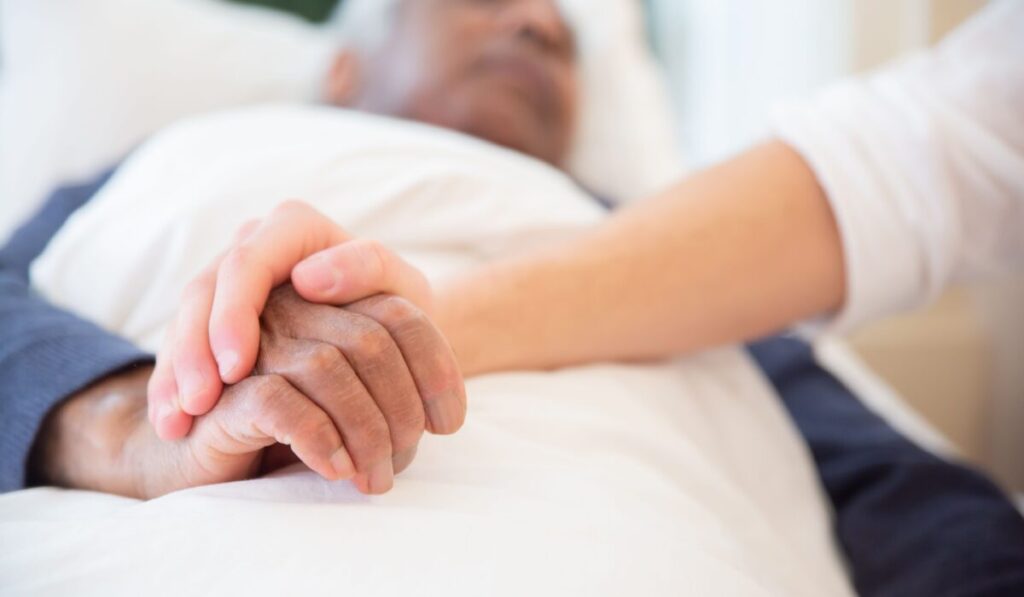 palliative care at home Dehradun — Palliative care at home dehradun: 7 essential services — Photo by Kampus Production on Pexels