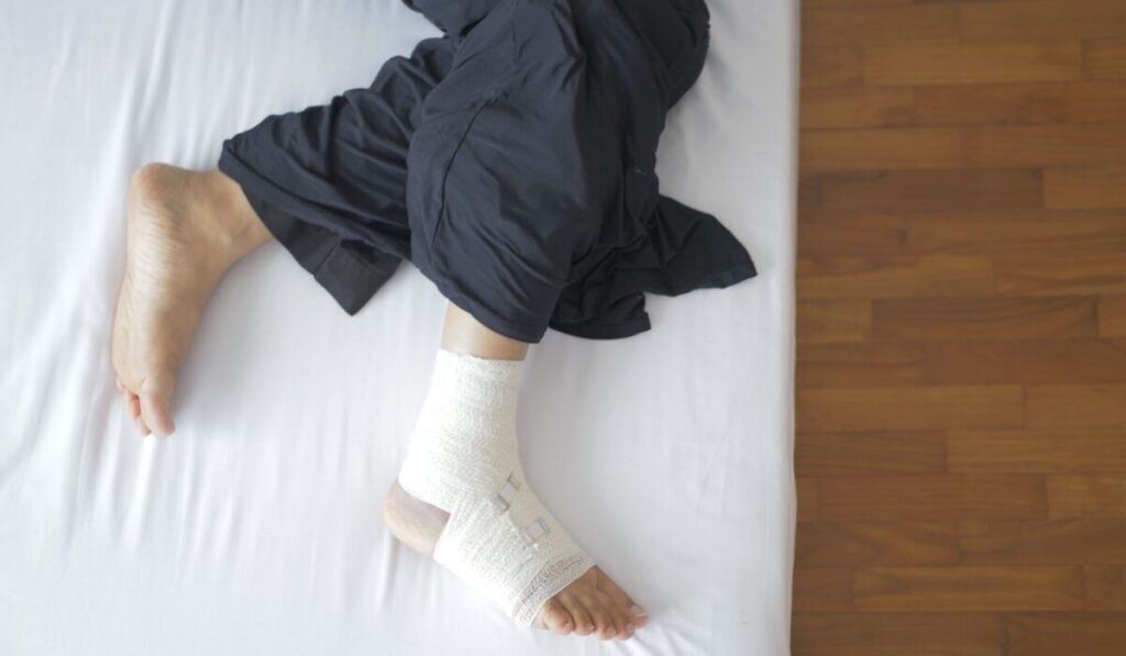 Post-orthopedic surgery home care Haridwar — Post-orthopedic surgery home care haridwar: 7 essential tips — Photo by Towfiqu barbhuiya on Pexels